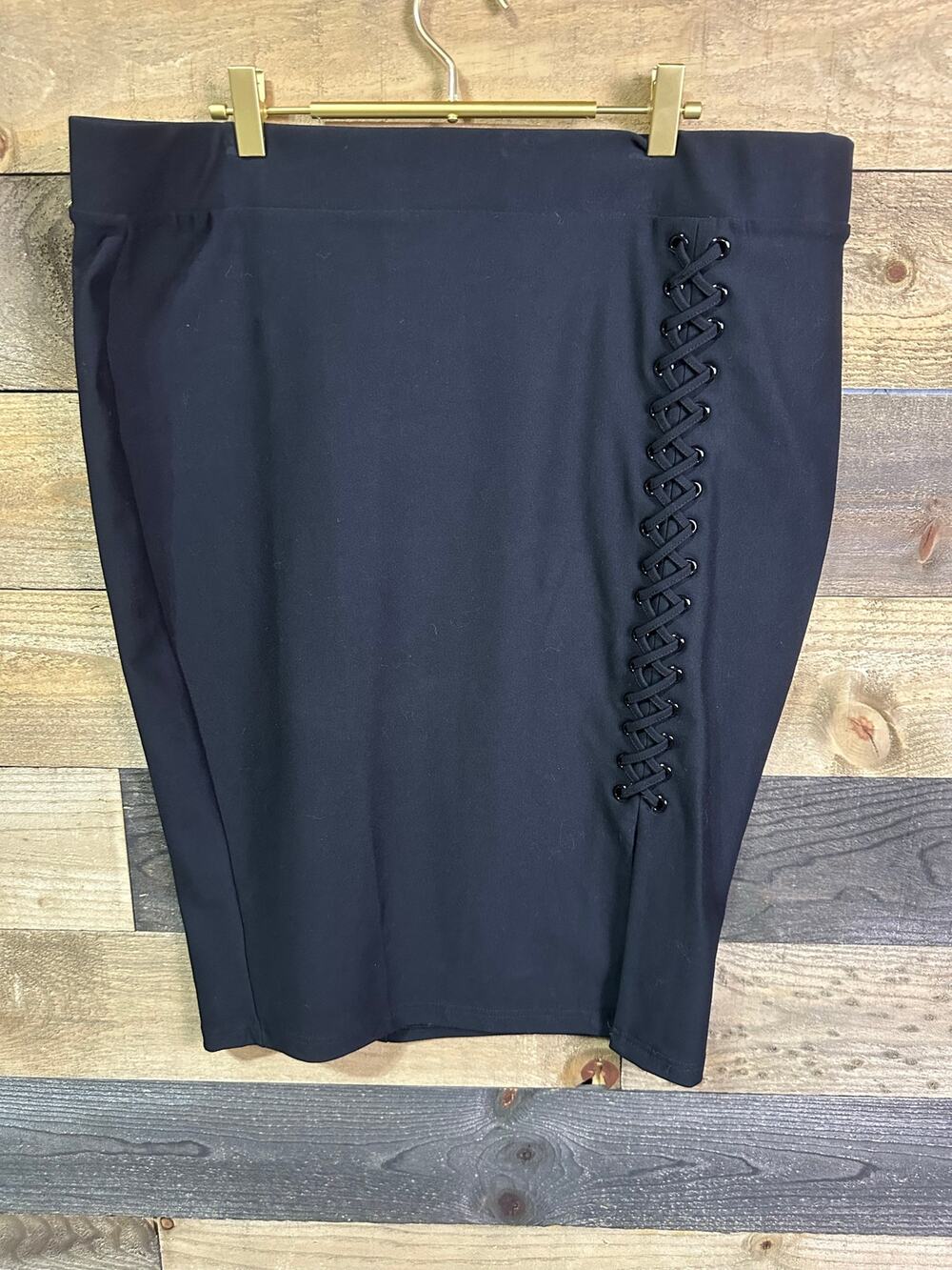 TORRID Black Lace-Up Detail Ponte Knit Pencil Skirt Size 2 (US 2X 18-20) NWT